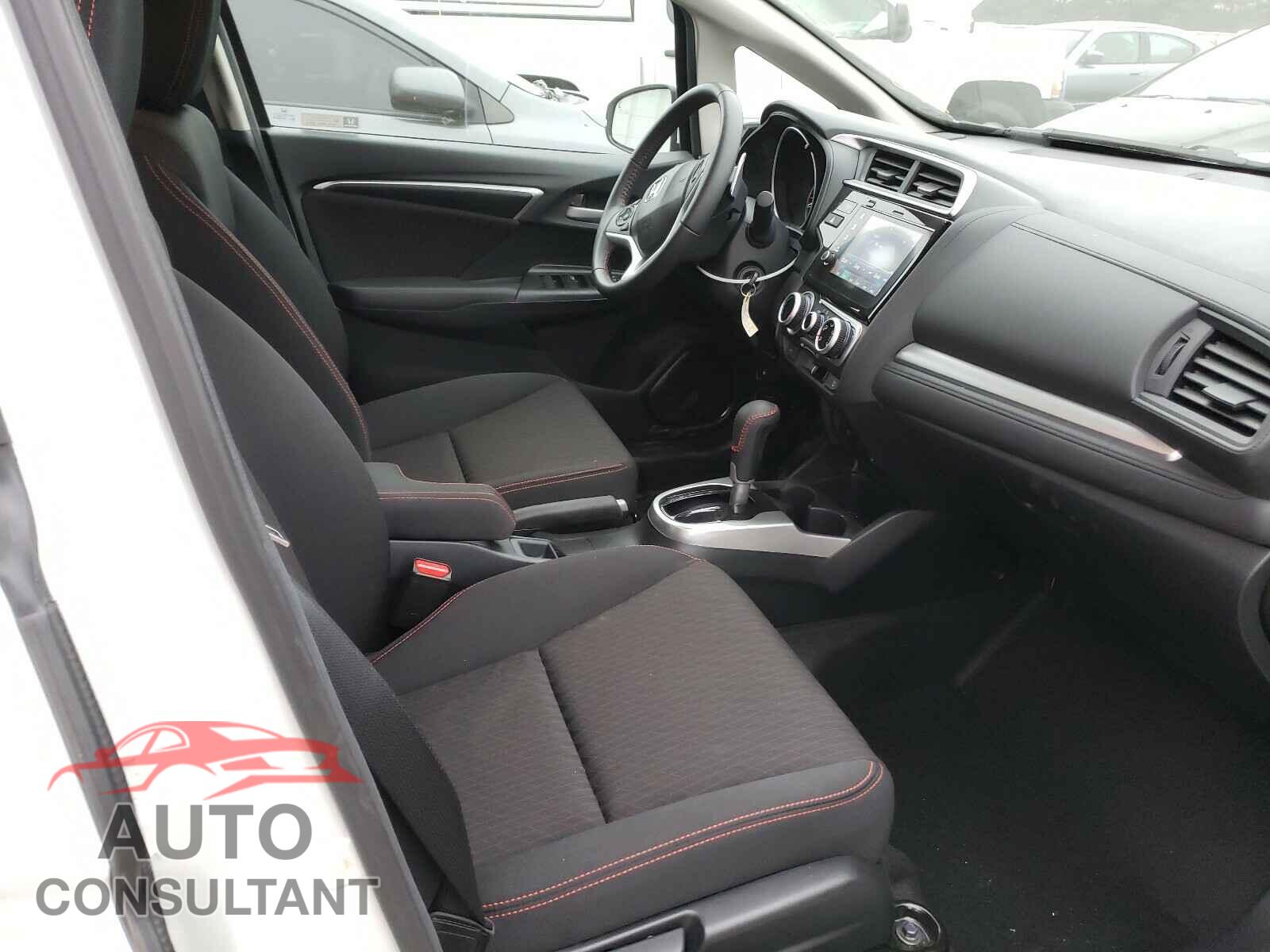HONDA FIT 2019 - 3HGGK5H69KM738962