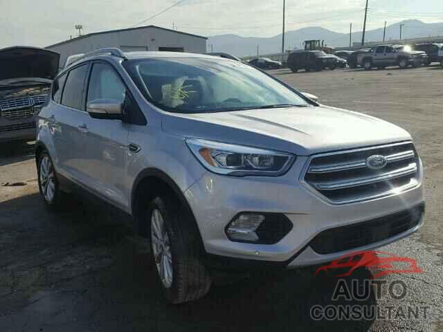 FORD ESCAPE 2017 - 1FMCU9J98HUC66630
