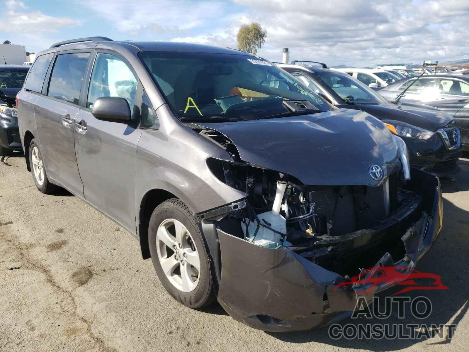 TOYOTA SIENNA 2017 - 5TDKZ3DC3HS770254