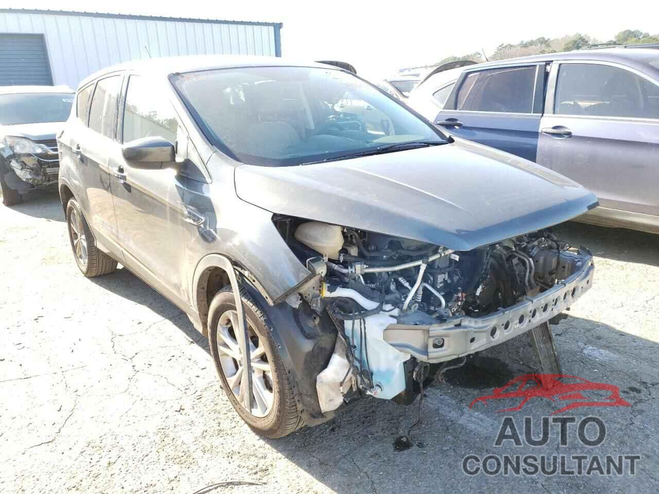 FORD ESCAPE 2017 - 1FMCU0G91HUC53124