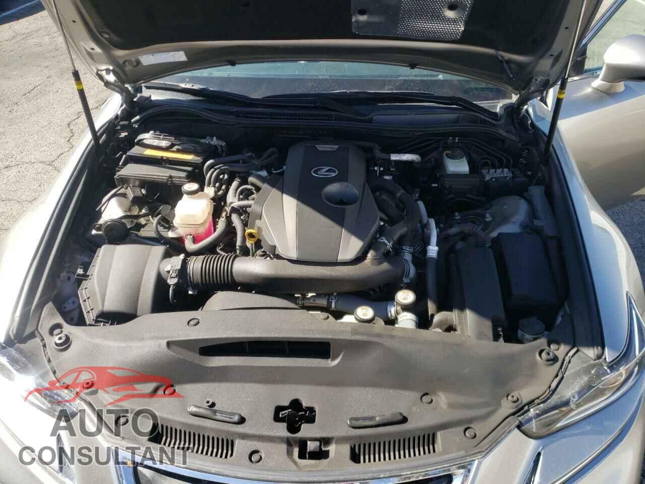 LEXUS IS 2017 - JTHBA1D27H5041939