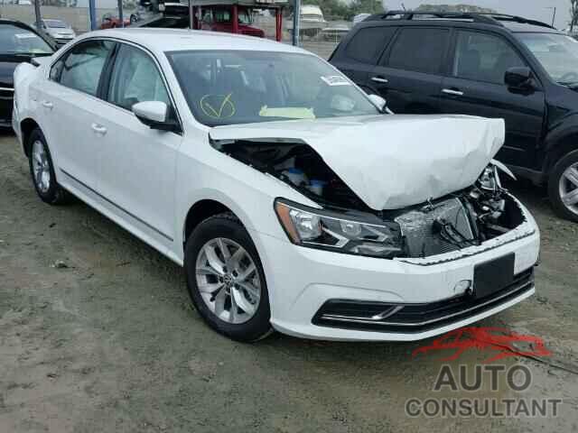 VOLKSWAGEN PASSAT S/R 2016 - 1VWAT7A31GC052272