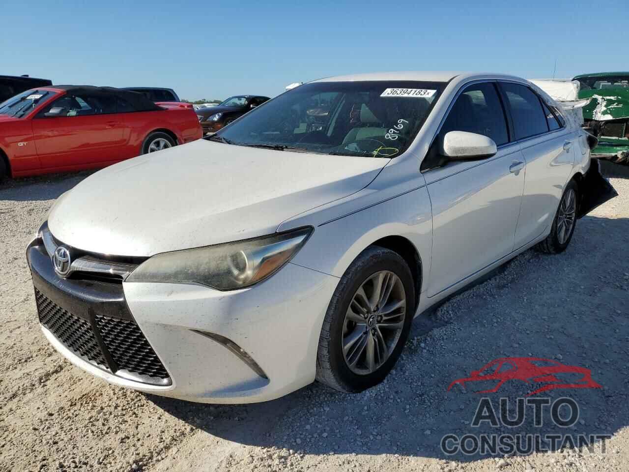 TOYOTA CAMRY 2015 - 4T1BF1FKXFU068969