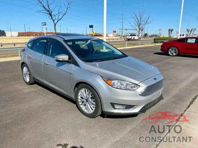 FORD FOCUS 2017 - 1FADP3N29HL218124