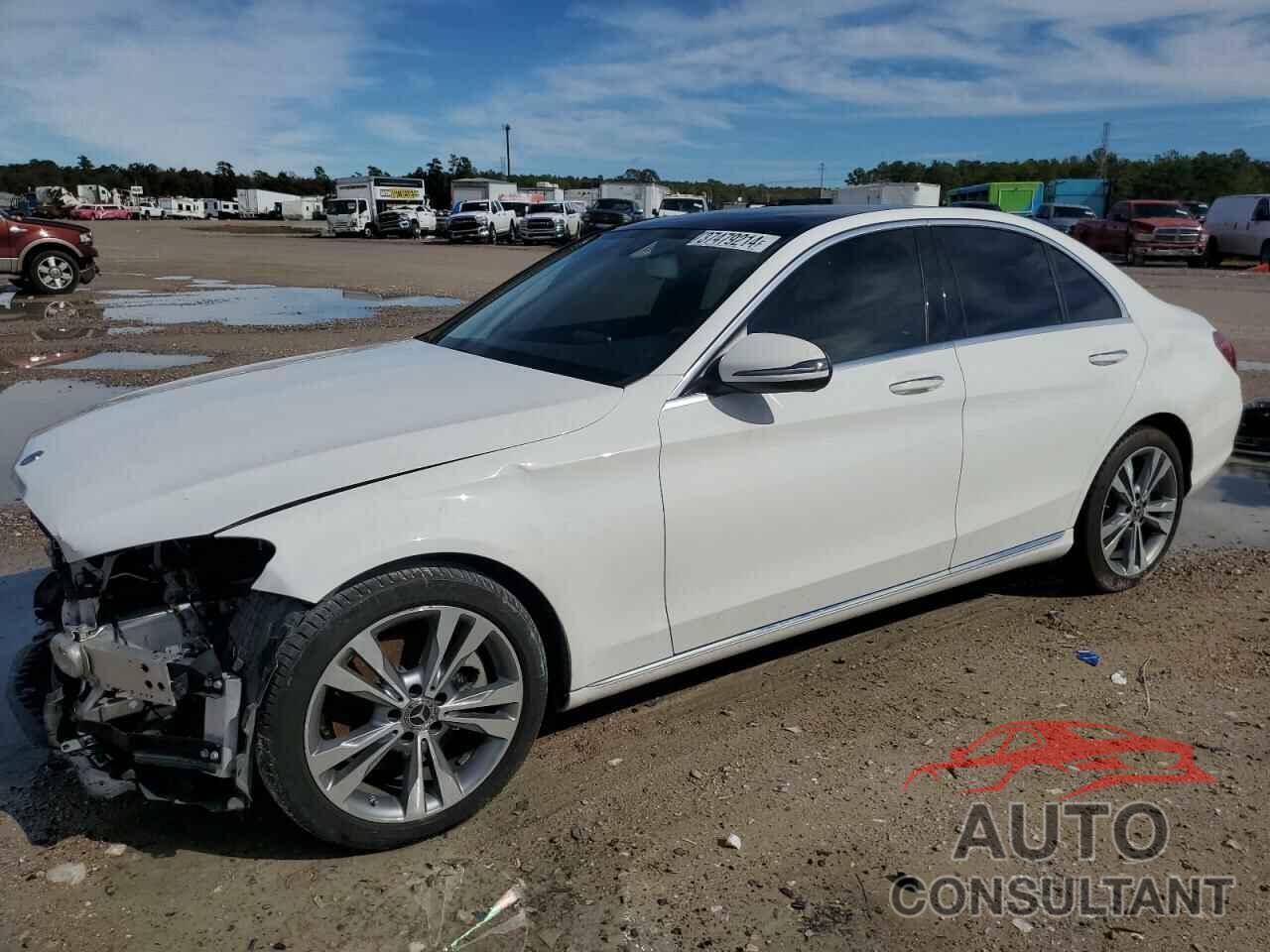 MERCEDES-BENZ C-CLASS 2018 - 55SWF4JB8JU268862
