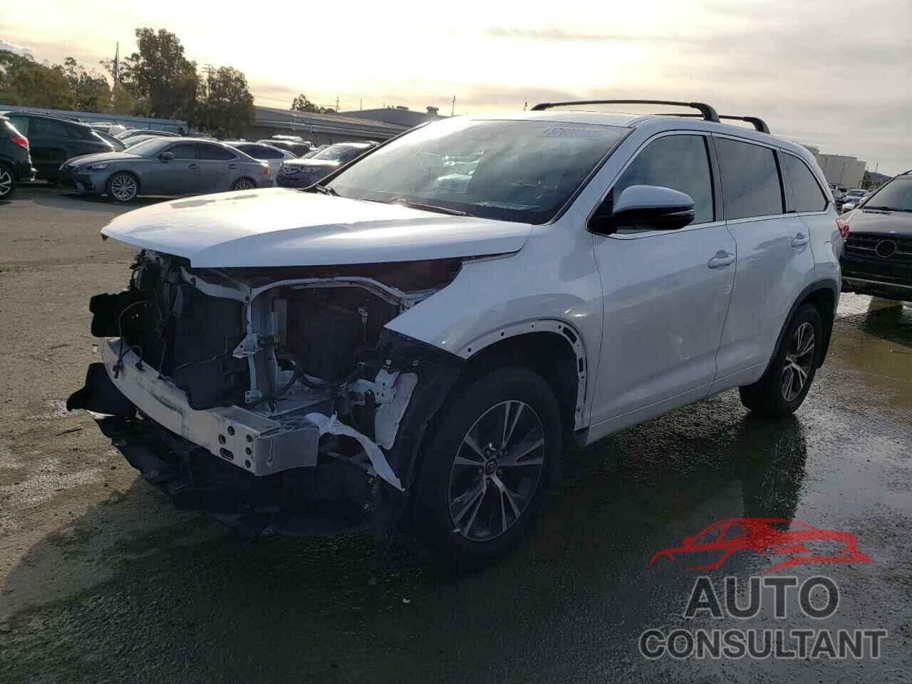 TOYOTA HIGHLANDER 2017 - 5TDBZRFH5HS477578
