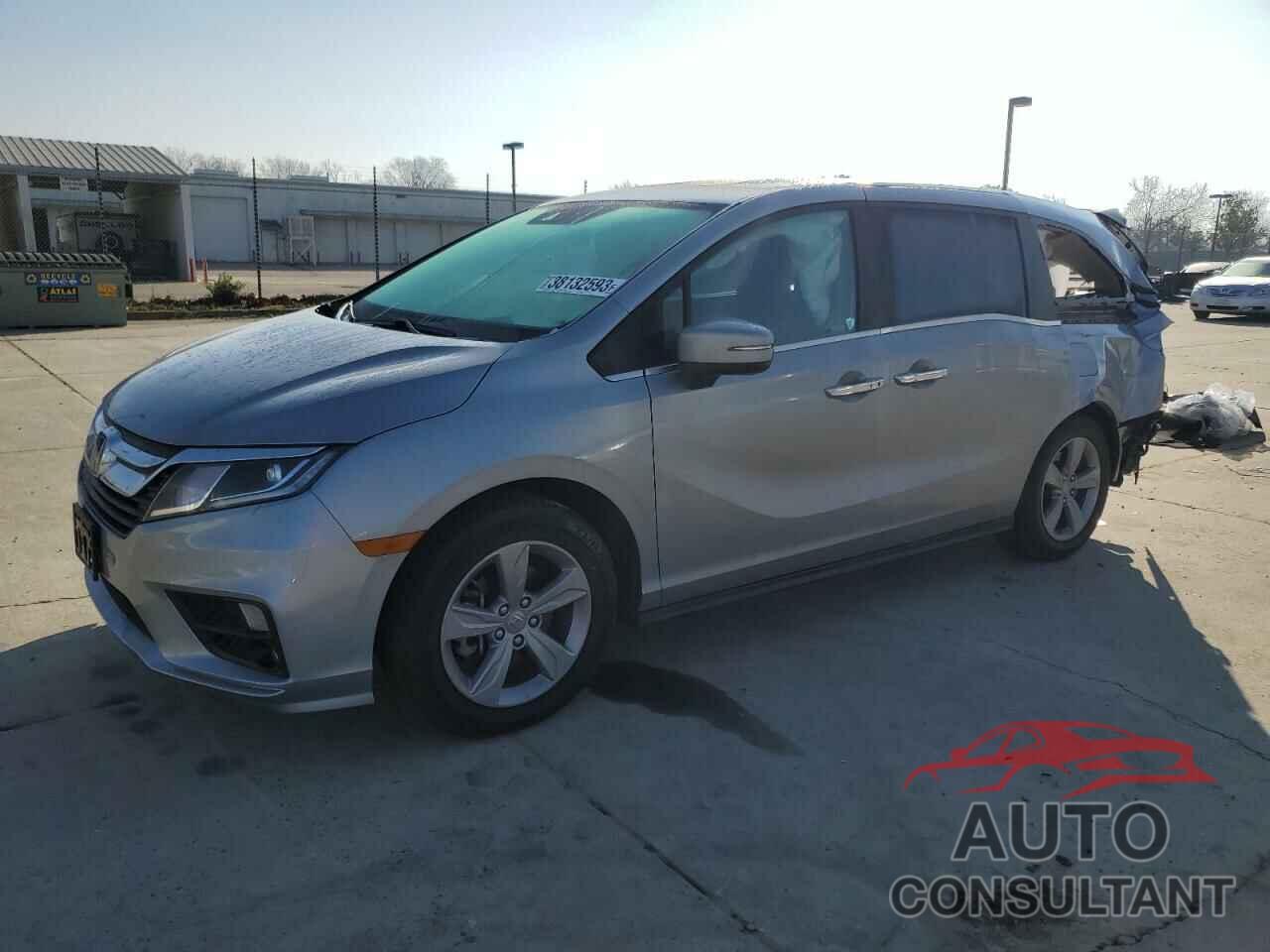 HONDA ODYSSEY 2019 - 5FNRL6H72KB121023