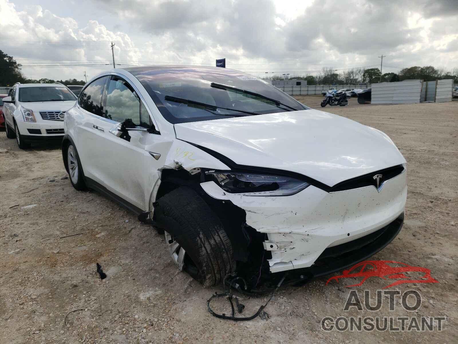 TESLA MODEL X 2020 - 5YJXCBE28LF238874