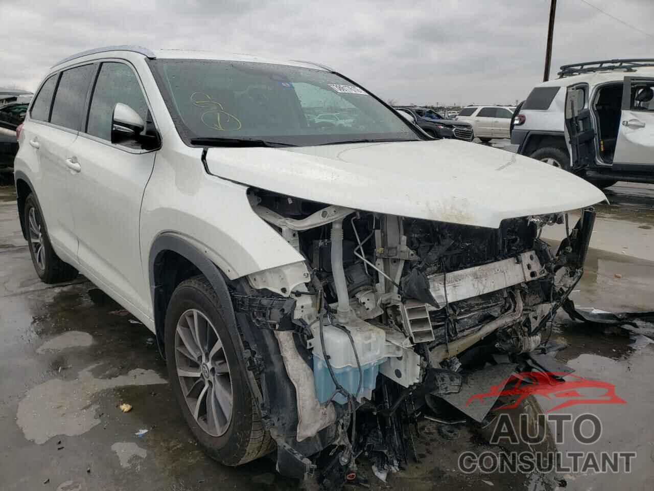 TOYOTA HIGHLANDER 2017 - 5TDKZRFHXHS516066