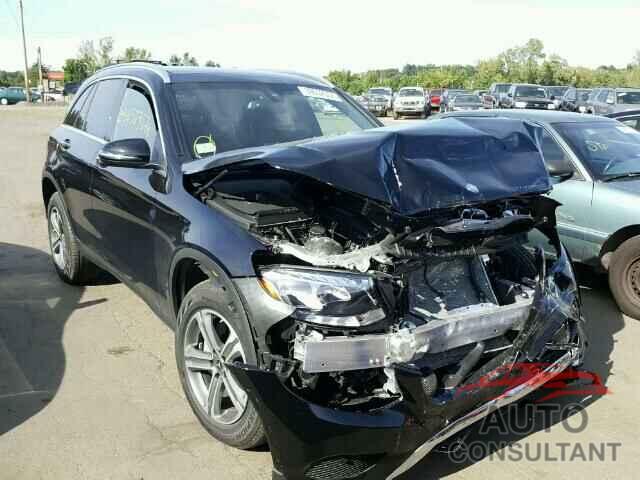 MERCEDES-BENZ GLC300 2017 - WDC0G4KB2HF260811