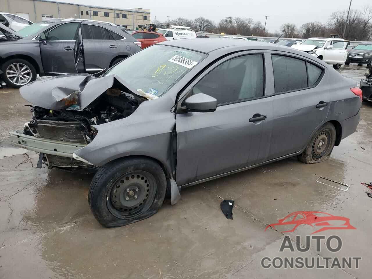 NISSAN VERSA 2018 - 3N1CN7AP9JL855936