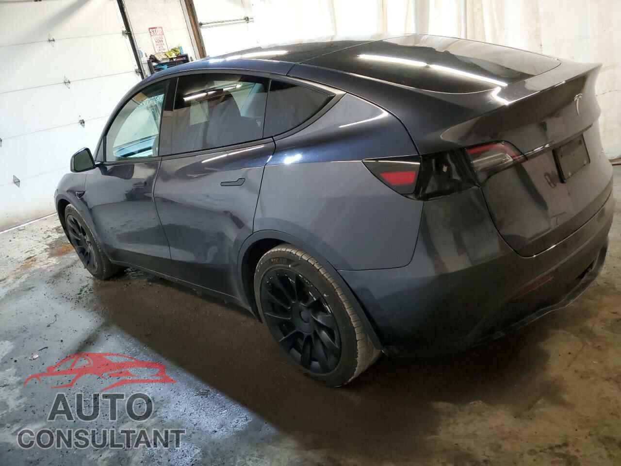TESLA MODEL Y 2021 - 5YJYGAEE8MF199475