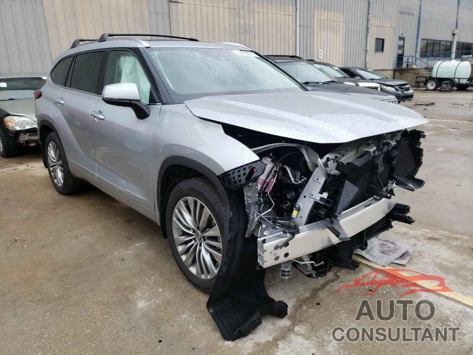 TOYOTA HIGHLANDER 2021 - 5TDFZRBH7MS079869