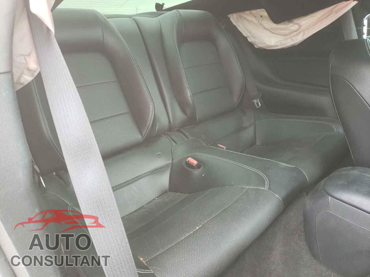 FORD MUSTANG 2017 - 1FA6P8TH1H5279680