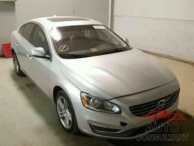 VOLVO S60 2015 - YV140MFB5F2315403