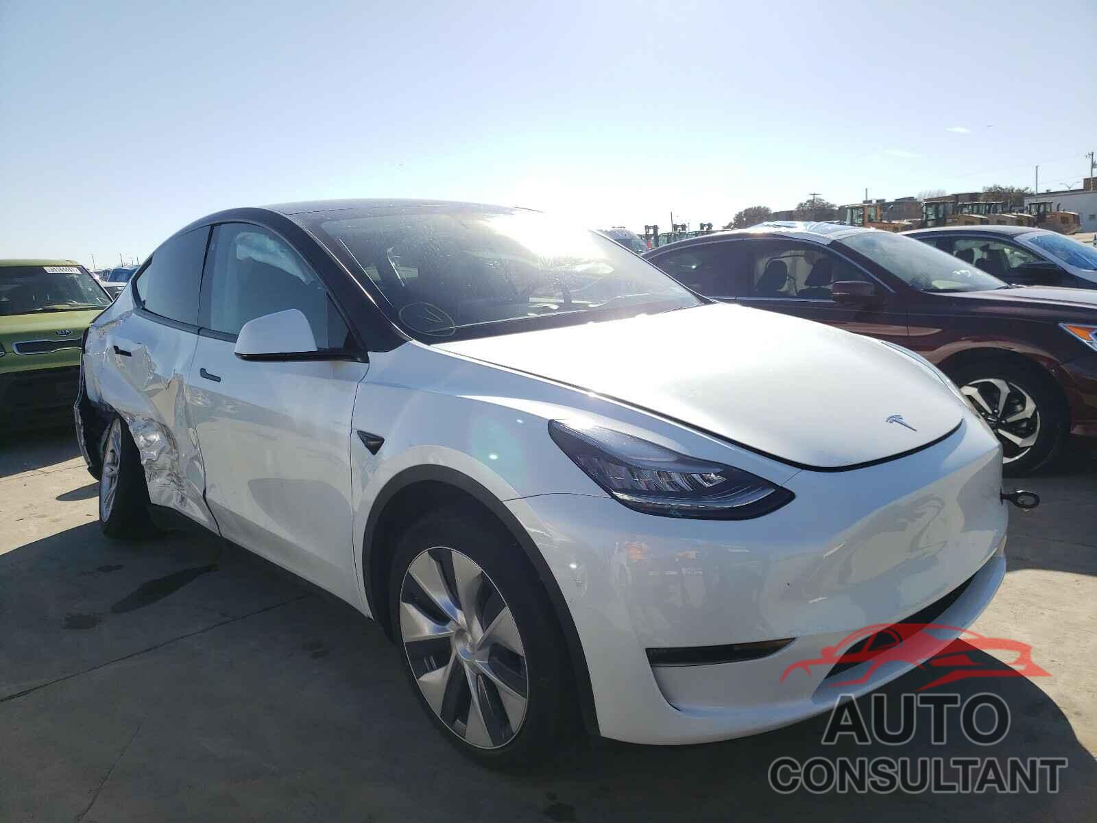 TESLA MODEL Y 2020 - 5YJYGDEE7LF011786