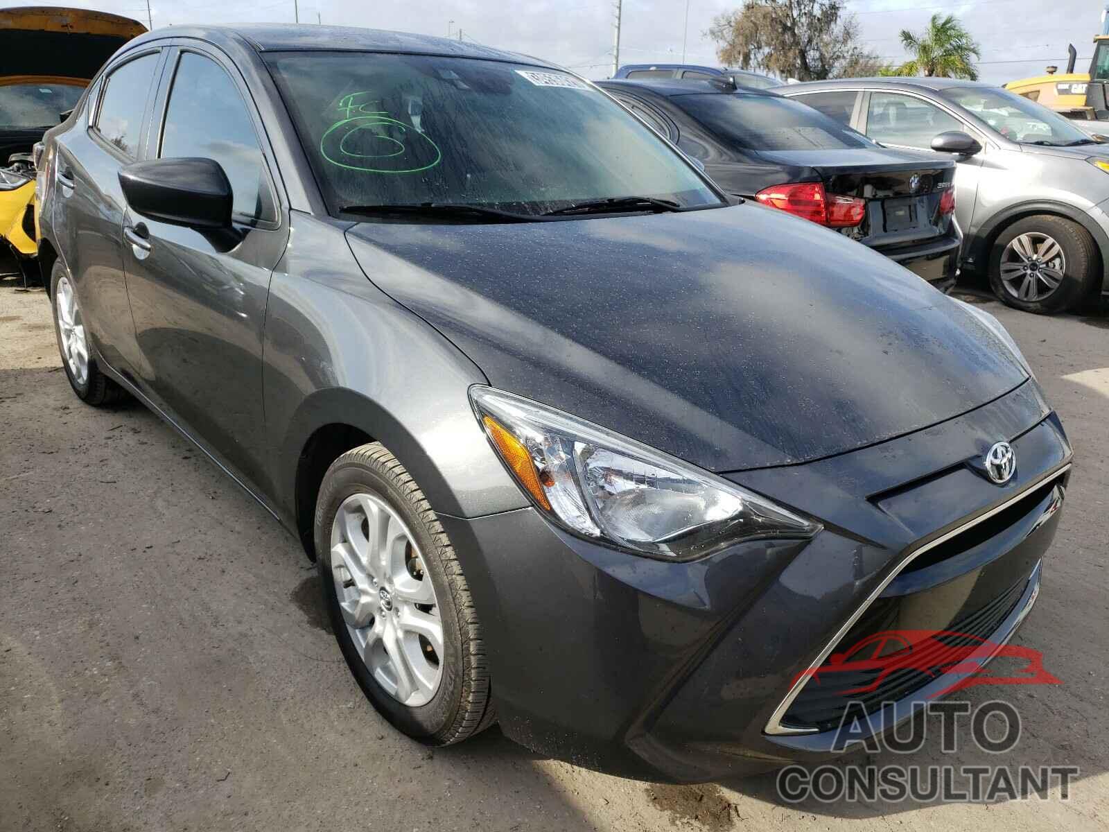 TOYOTA YARIS 2017 - 3MYDLBYV1HY191614