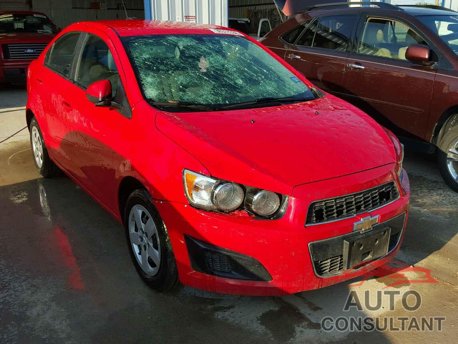 CHEVROLET SONIC 2015 - 1G1JA5SH2F4178679