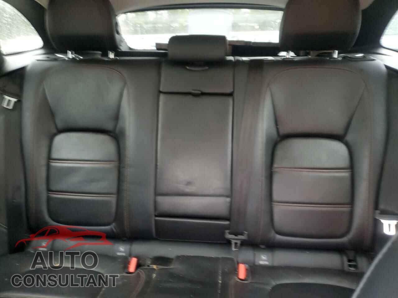 JAGUAR F-PACE 2017 - SADCK2BVXHA096631