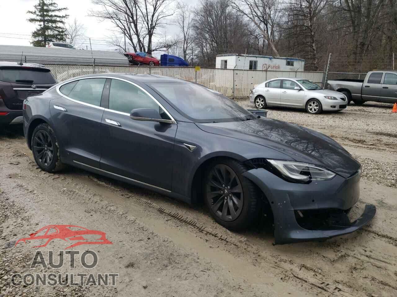 TESLA MODEL S 2017 - 5YJSA1E2XHF215615