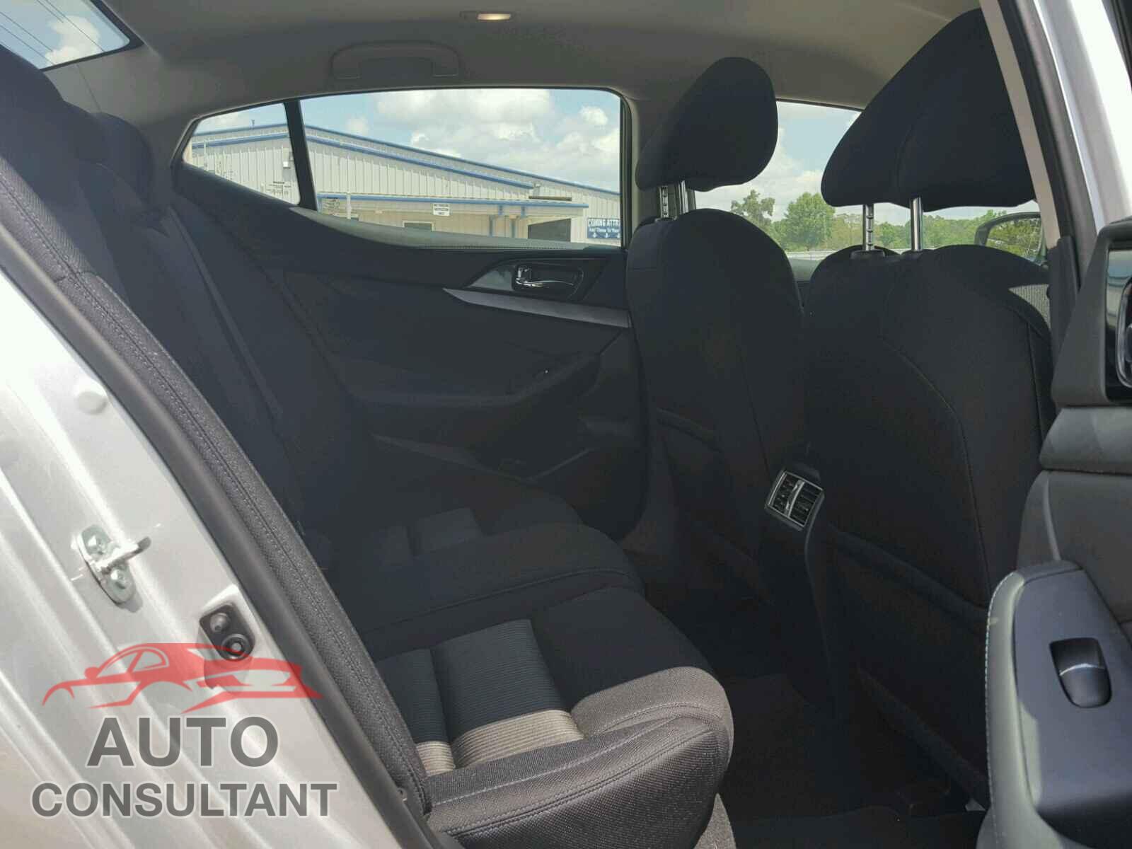NISSAN MAXIMA 2017 - 1N4AA6AP1HC402304