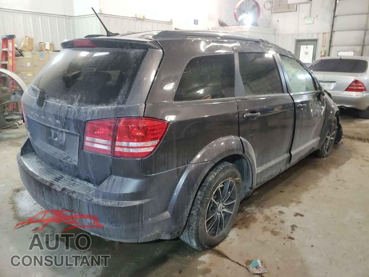 DODGE JOURNEY 2018 - 3C4PDCAB7JT196138