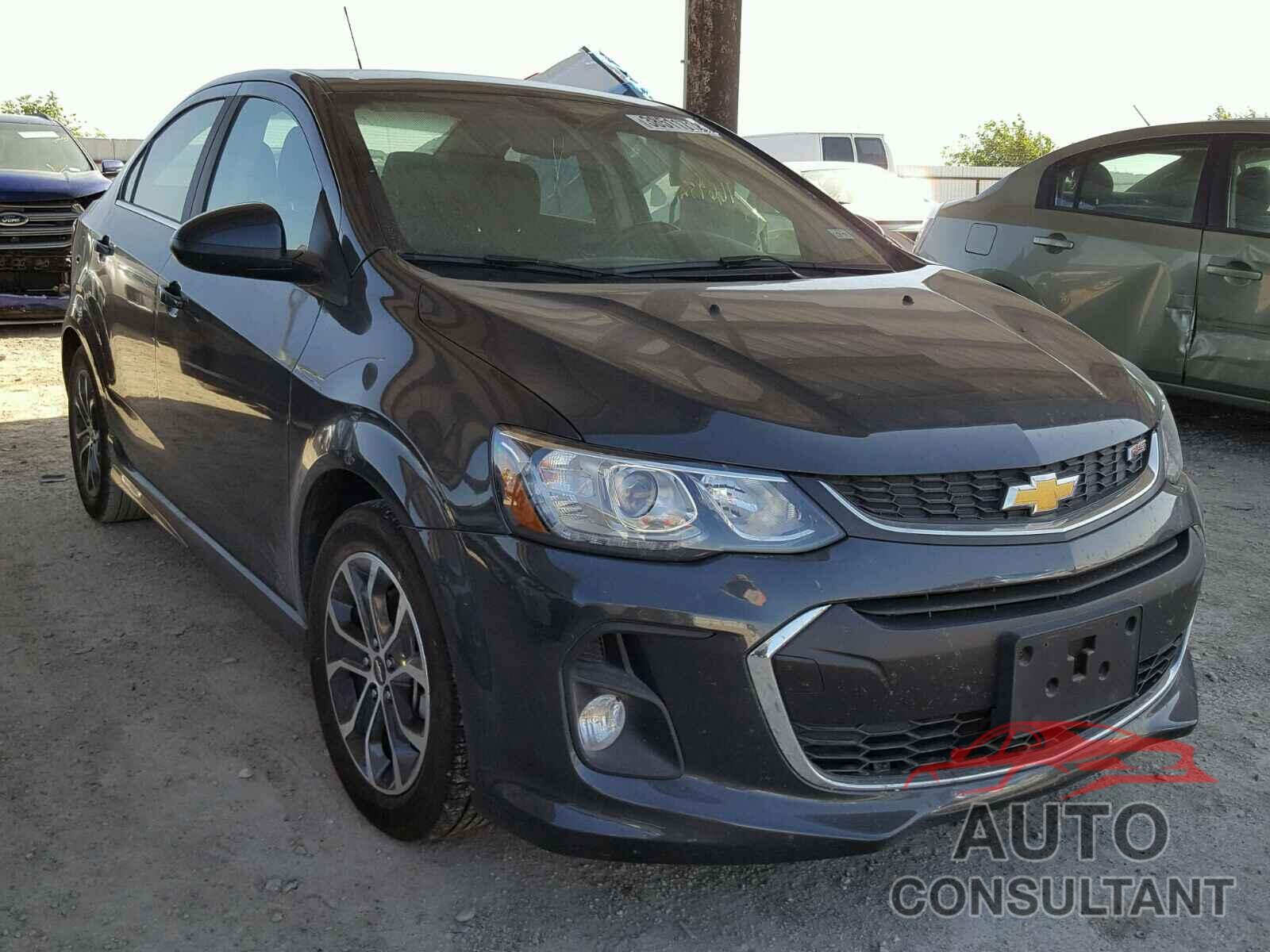 CHEVROLET SONIC 2017 - 1G1JD5SH7H4132923