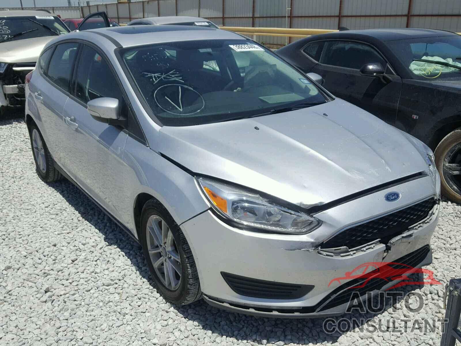 FORD FOCUS 2016 - 1FADP3K22GL284985