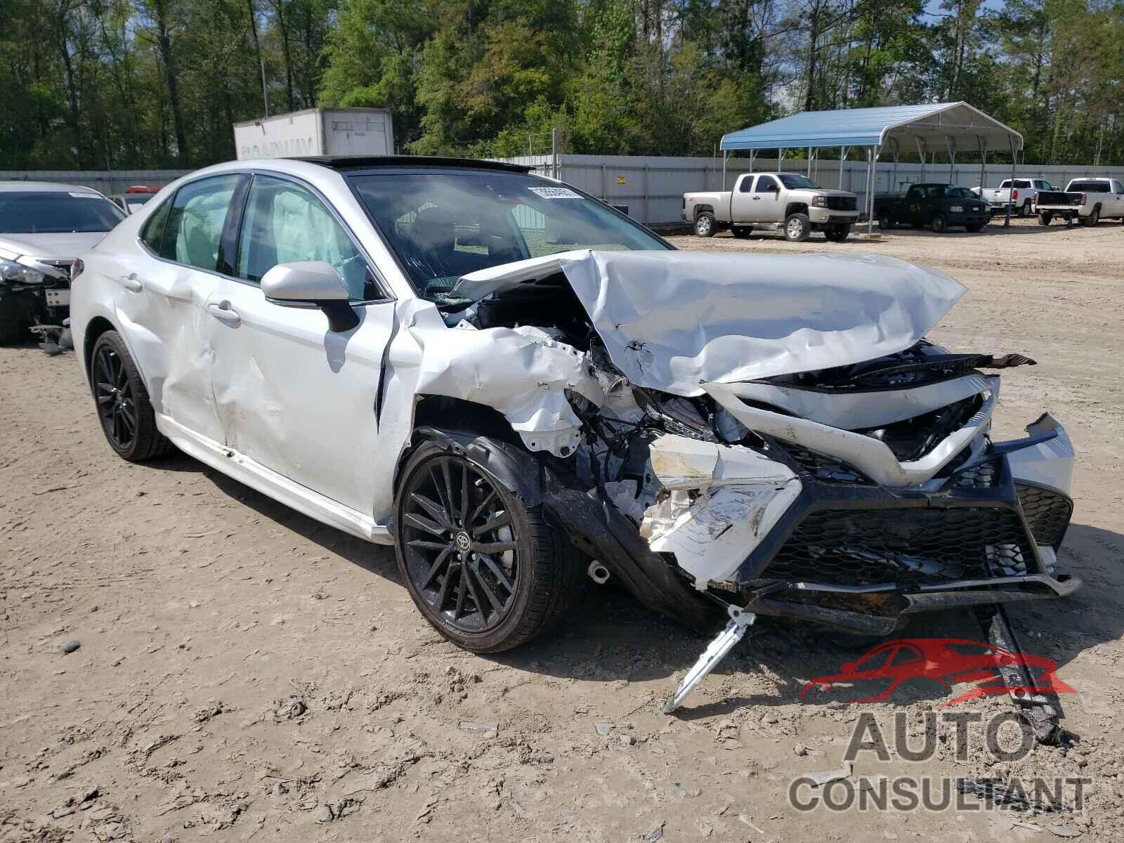 TOYOTA CAMRY 2021 - 4T1K61AK8MU549095