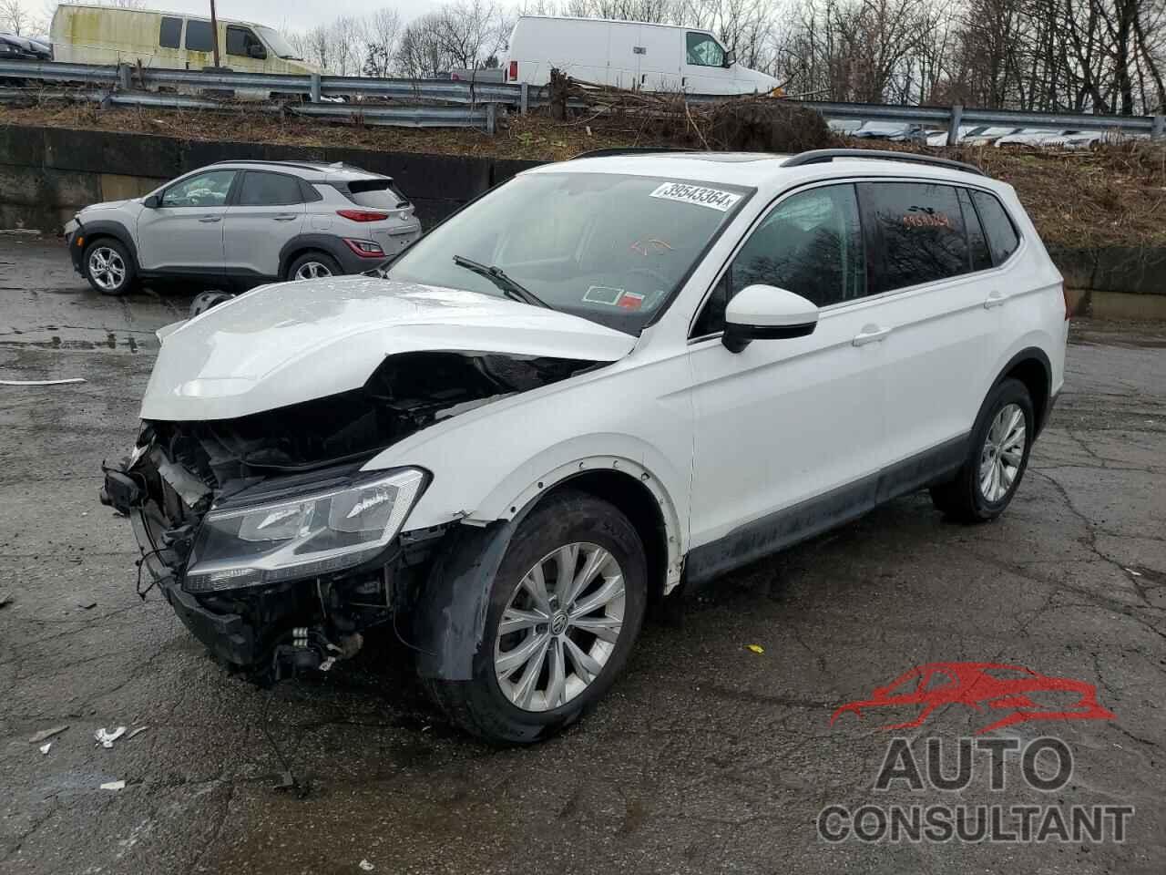 VOLKSWAGEN TIGUAN 2018 - 3VV2B7AXXJM109671