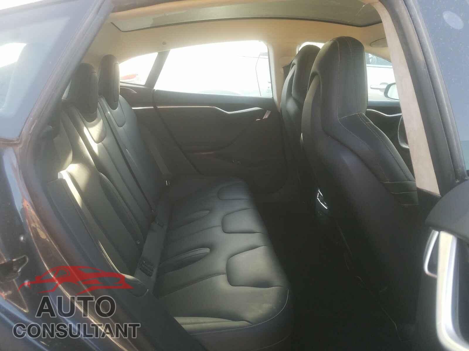 TESLA MODEL S 2016 - 5YJSA1E21GF174001