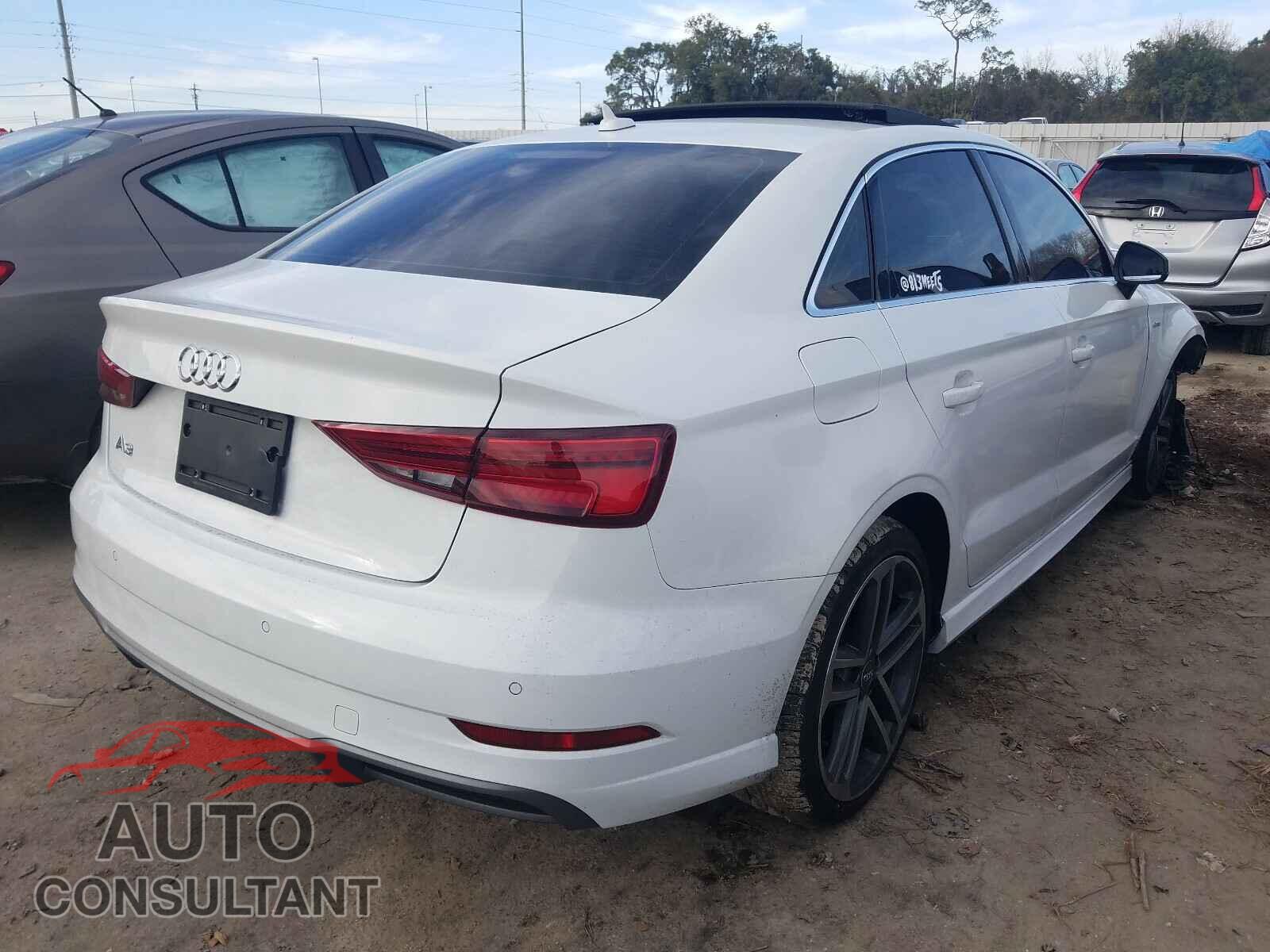 AUDI A3 2017 - WAUGUGFF7H1043762