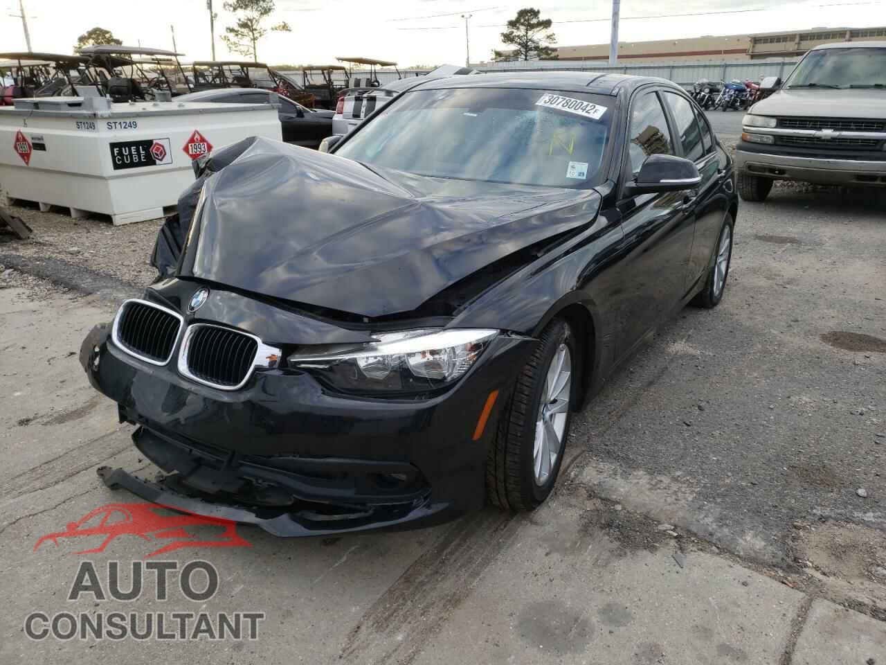 BMW 3 SERIES 2016 - WBA8E1G50GNU11856