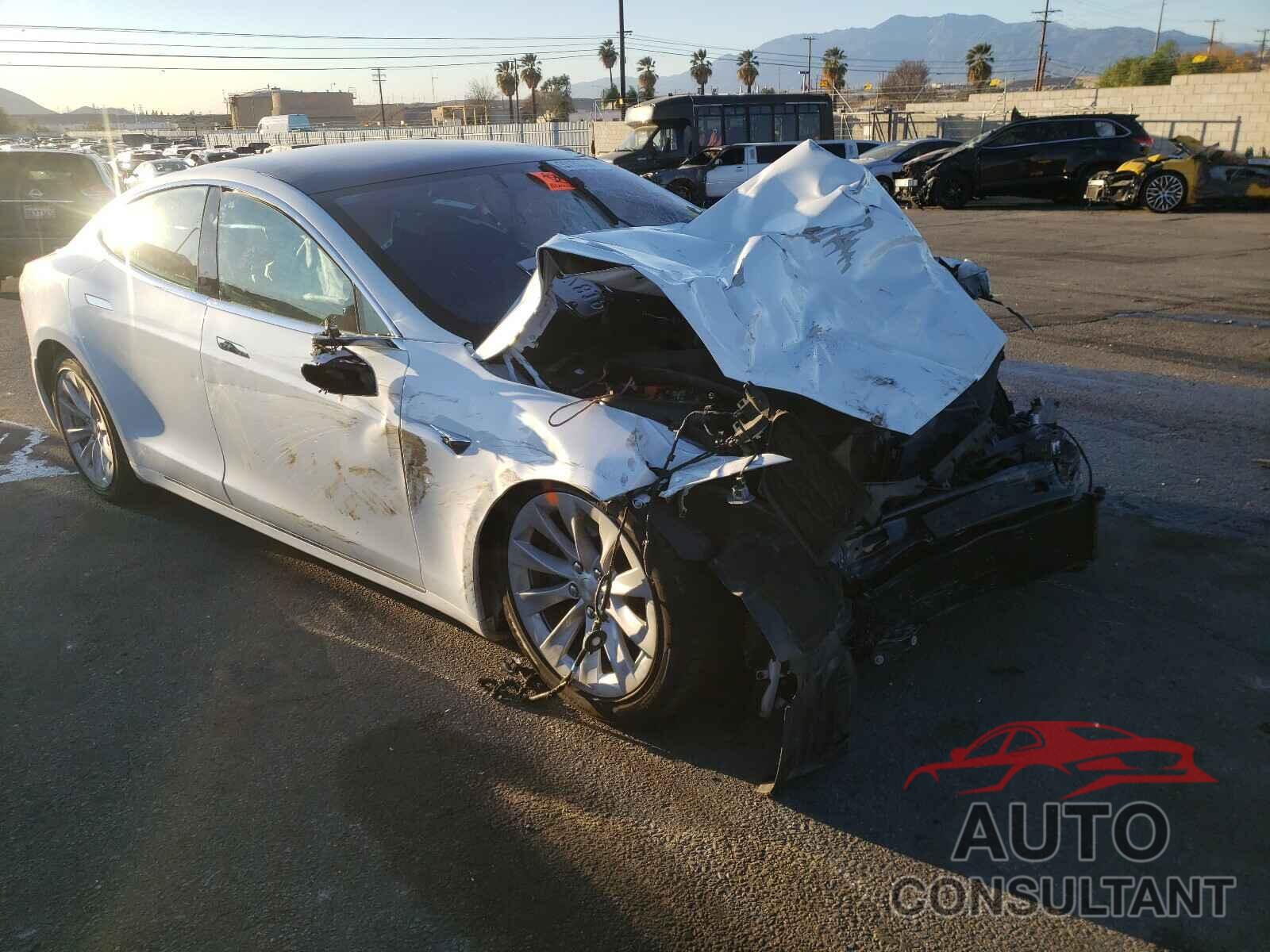 TESLA MODEL S 2020 - 5YJSA1E20LF385250