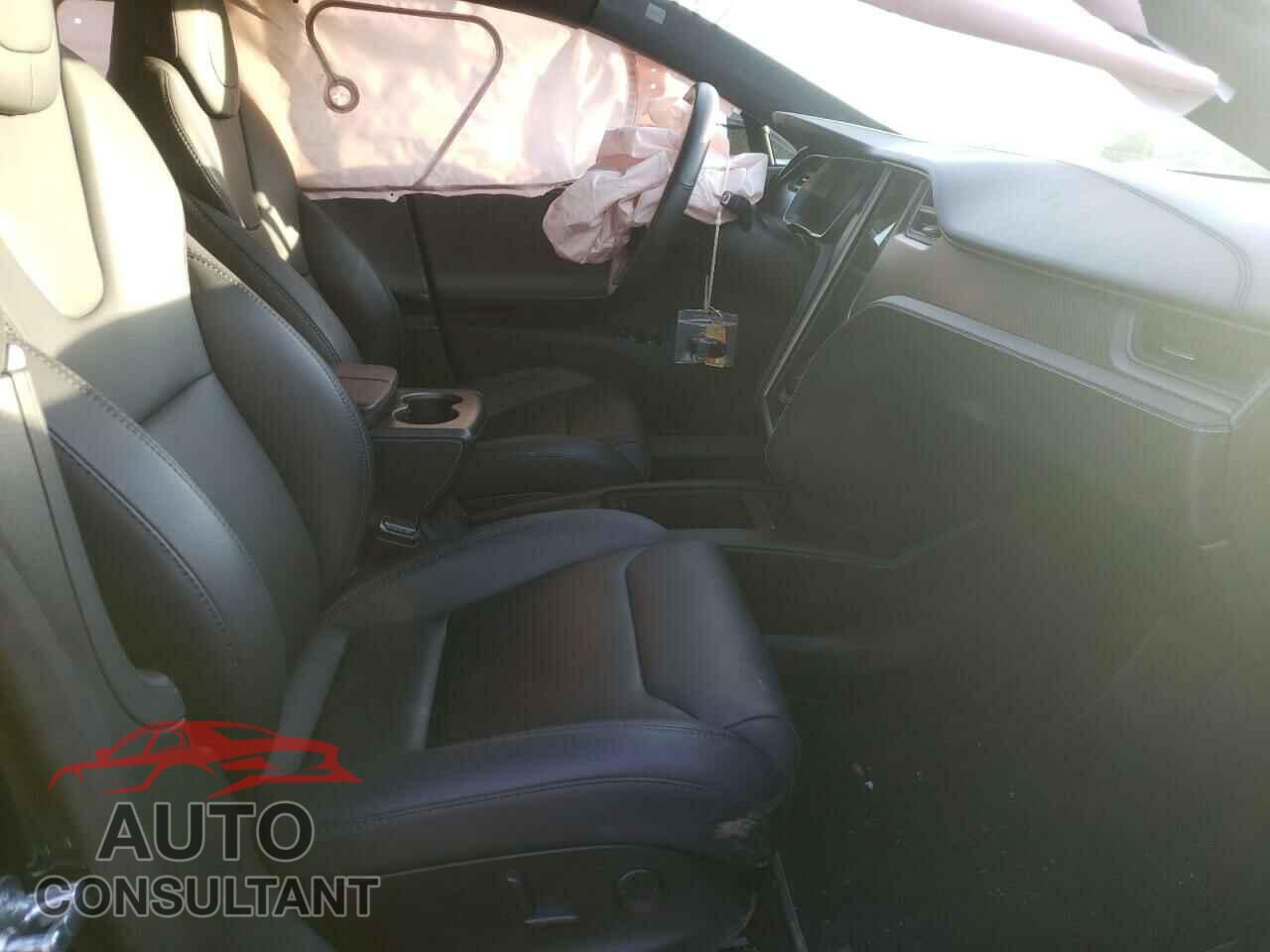 TESLA MODEL S 2020 - 5YJSA1E49LF358985
