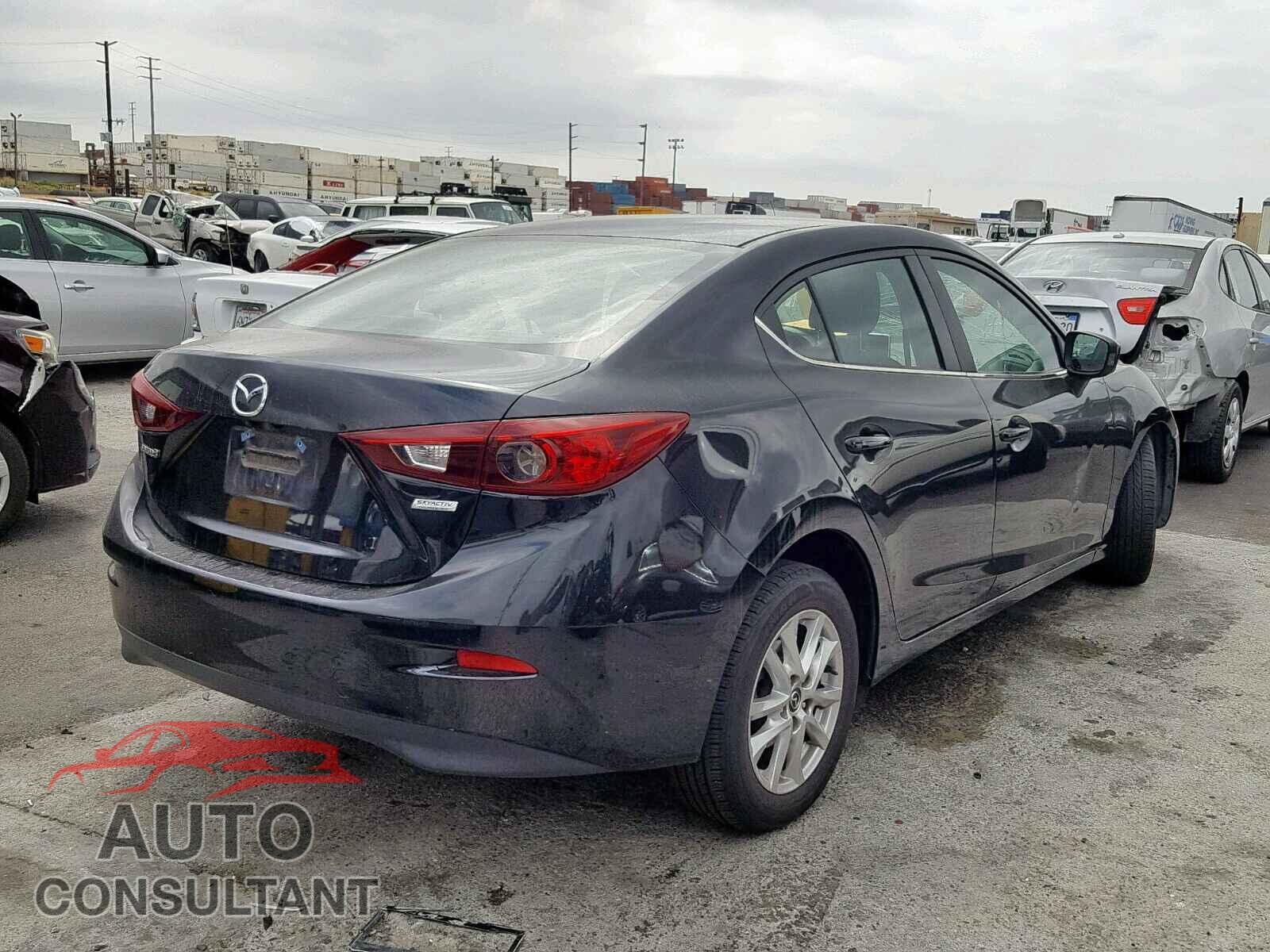 MAZDA 3 2016 - 1N4BL4CV2KC179762