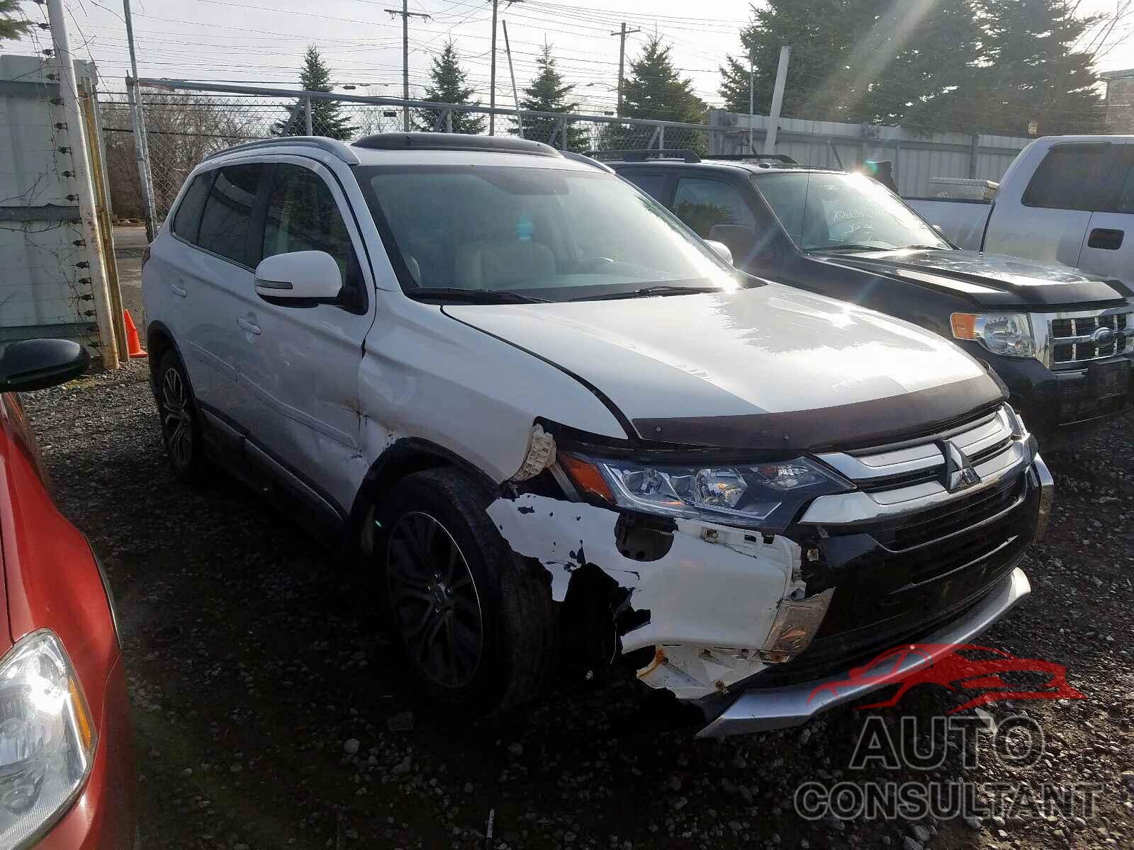 MITSUBISHI OUTLANDER 2016 - 3N1CP5BVXLL506167