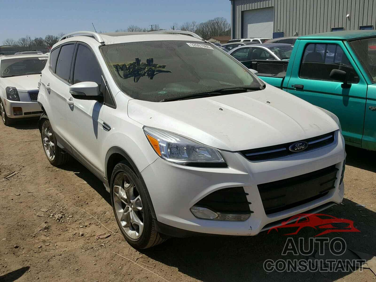 FORD ESCAPE 2015 - 1FMCU0J96FUA89133