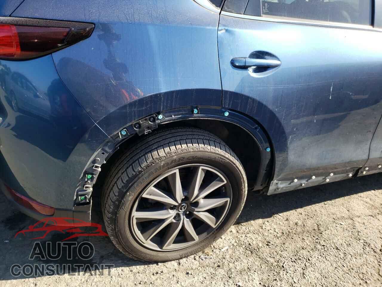 MAZDA CX-5 2018 - WDDHF5KB3GB294074