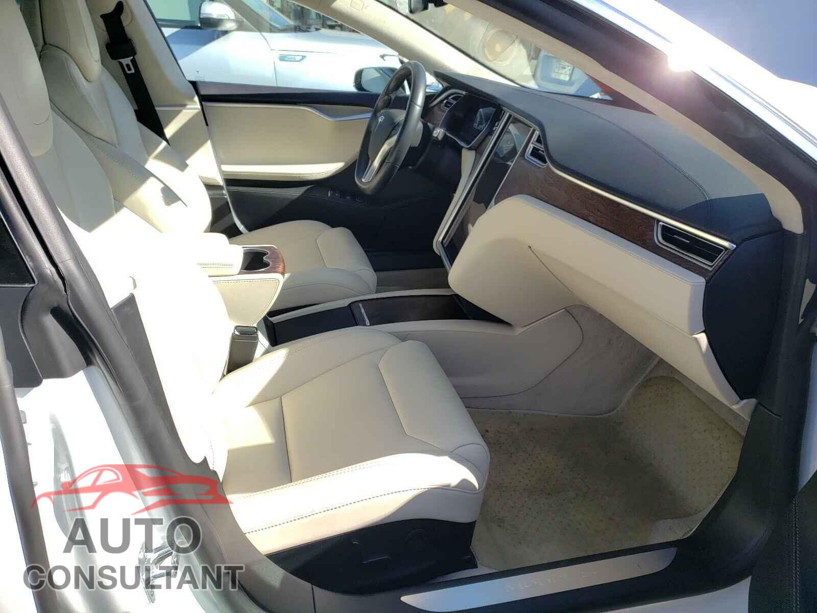 TESLA MODEL S 2017 - 5YJSA1E2XHF229840