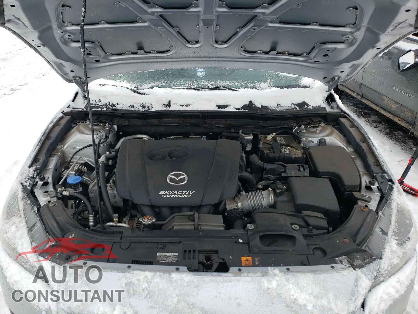 MAZDA 3 2017 - 3MZBN1V74HM106981