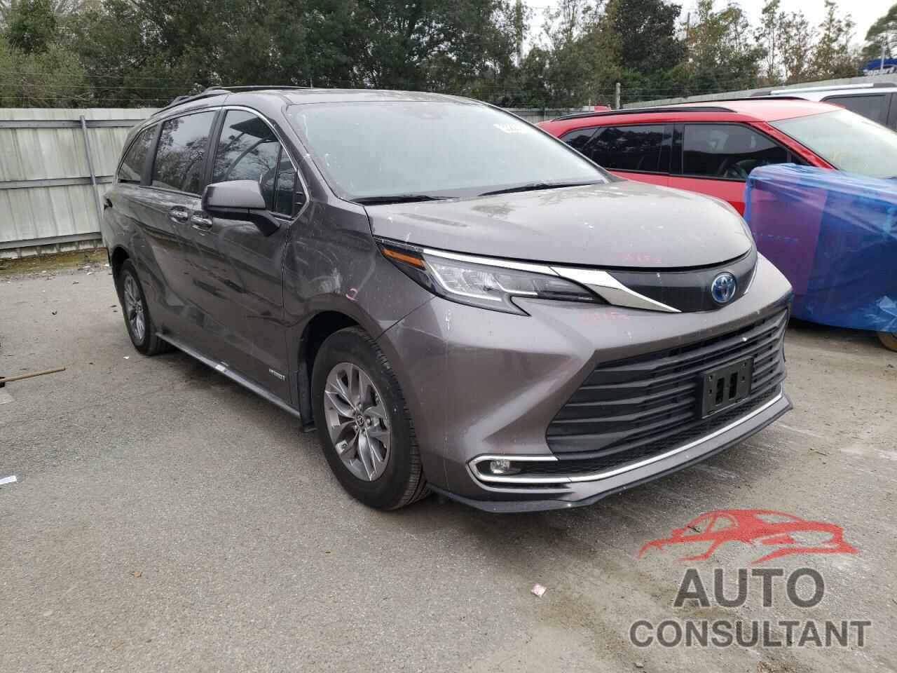 TOYOTA SIENNA 2021 - 5TDYRKEC8MS026243