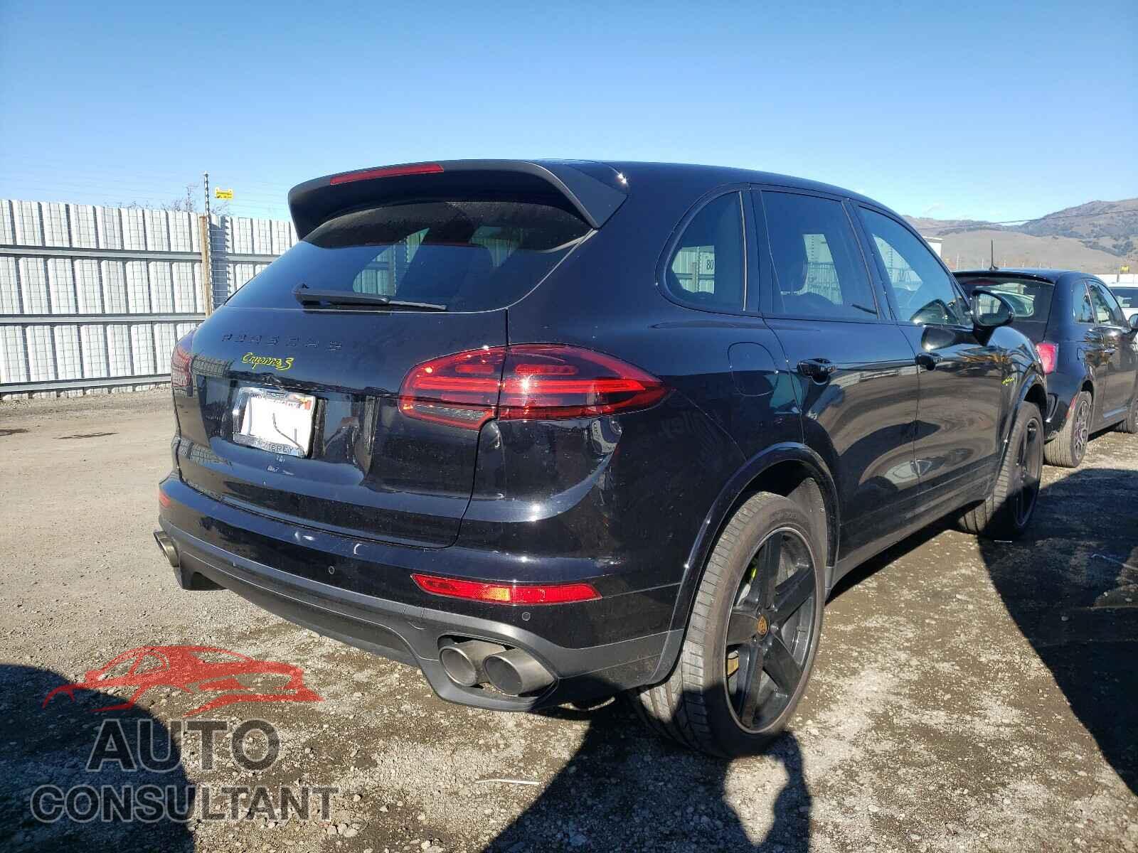 PORSCHE CAYENNE 2018 - WP1AE2A20JLA70338