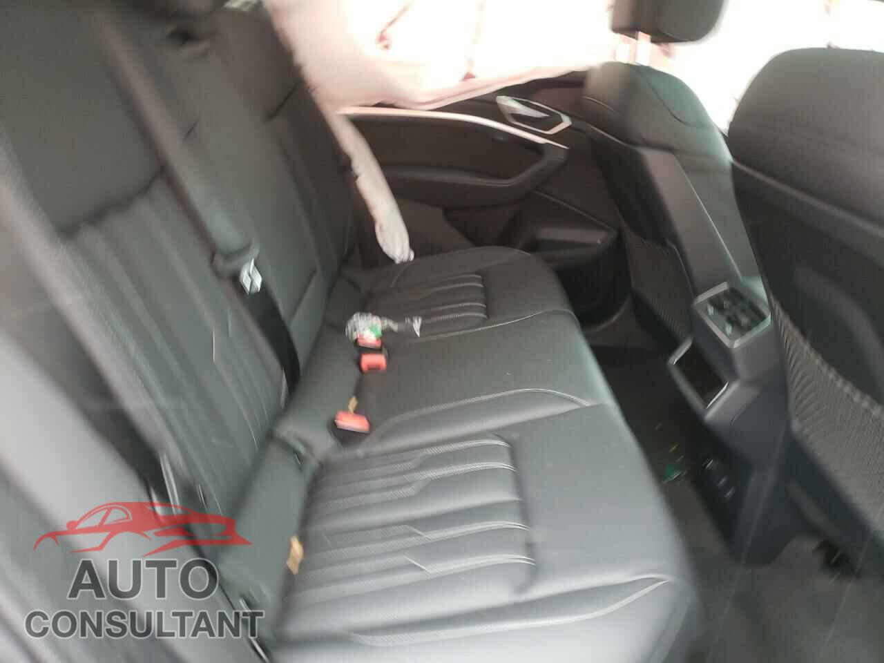 AUDI E-TRON 2021 - WA13ABGE1MB041023