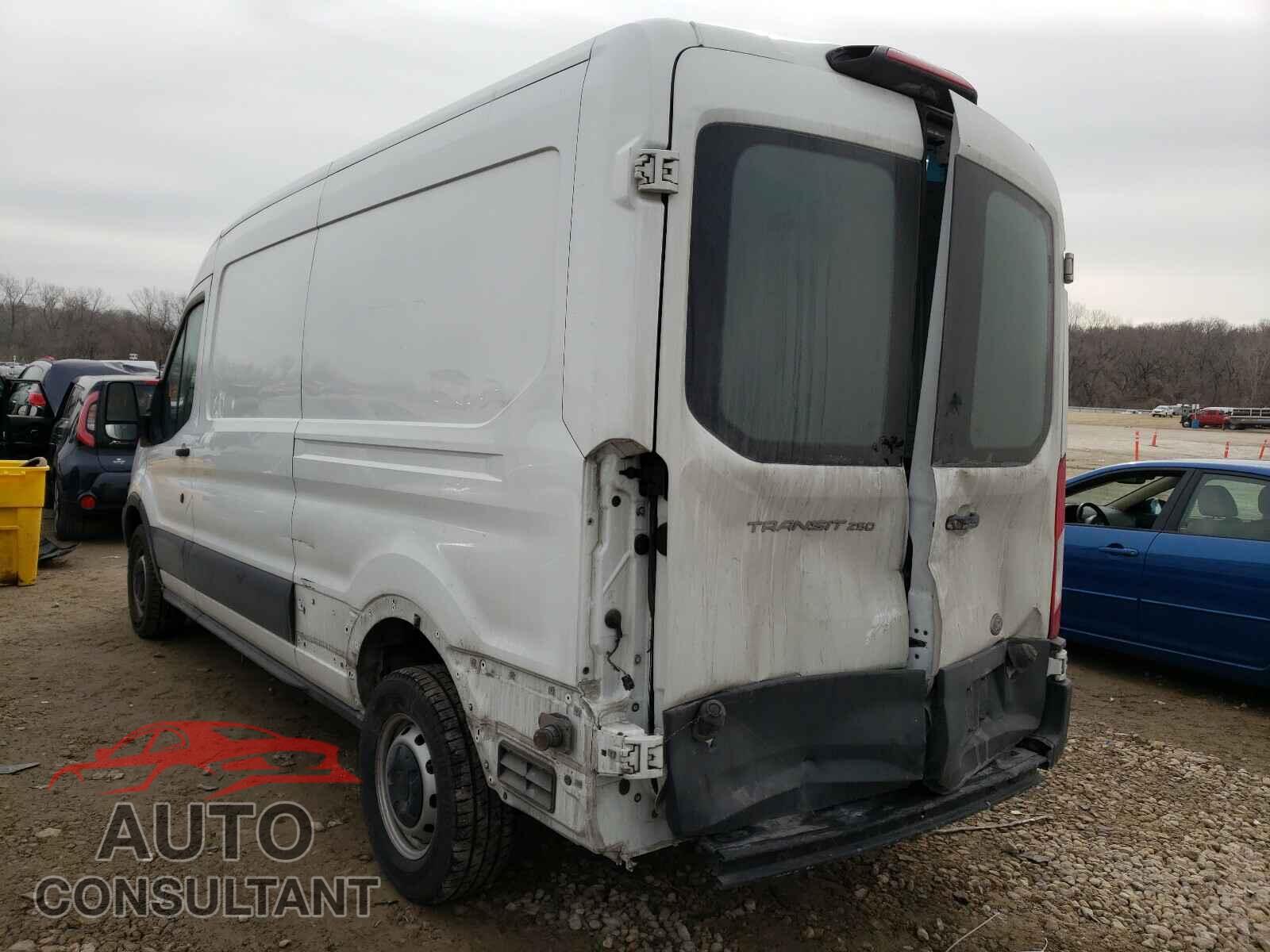 FORD TRANSIT CO 2018 - 1FTYR2CM8JKB03191