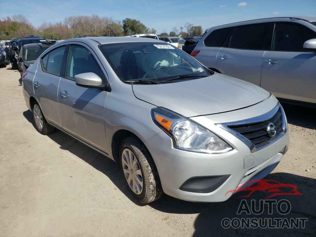 NISSAN VERSA 2019 - 3N1CN7AP9KL849359