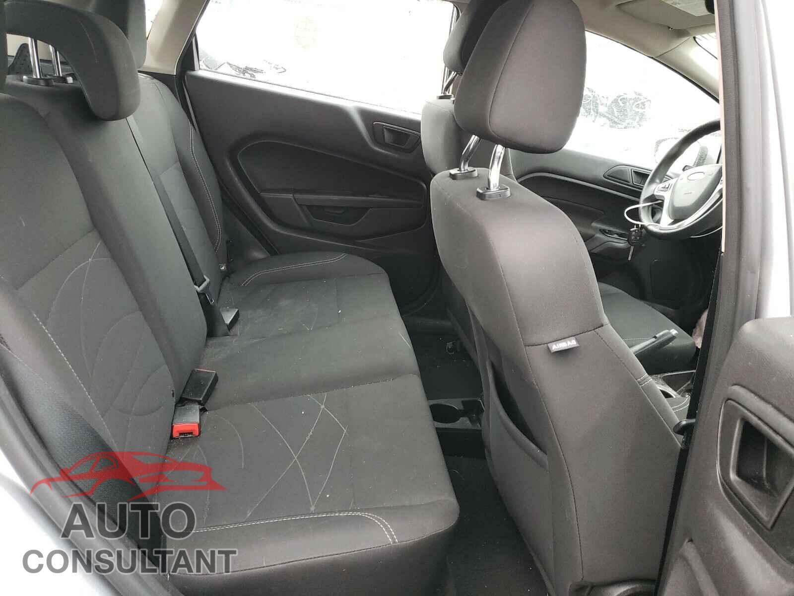 FORD FIESTA 2017 - 3FADP4EJ8HM119502