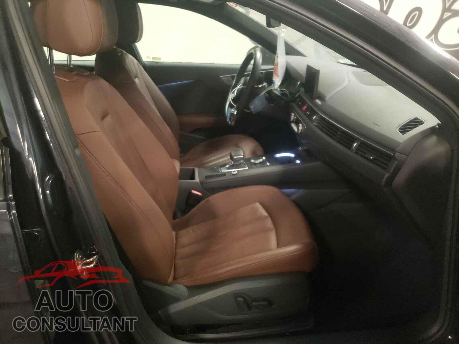 AUDI A4 2018 - WAUKMAF44JN010318