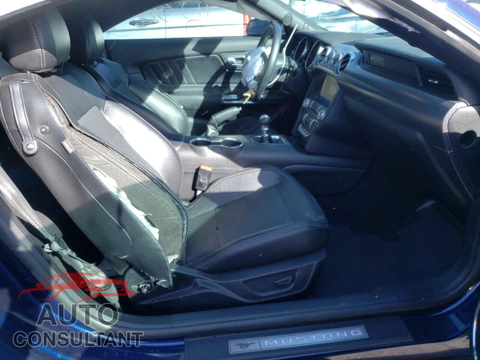 FORD MUSTANG 2020 - 1FA6P8CF5L5124847