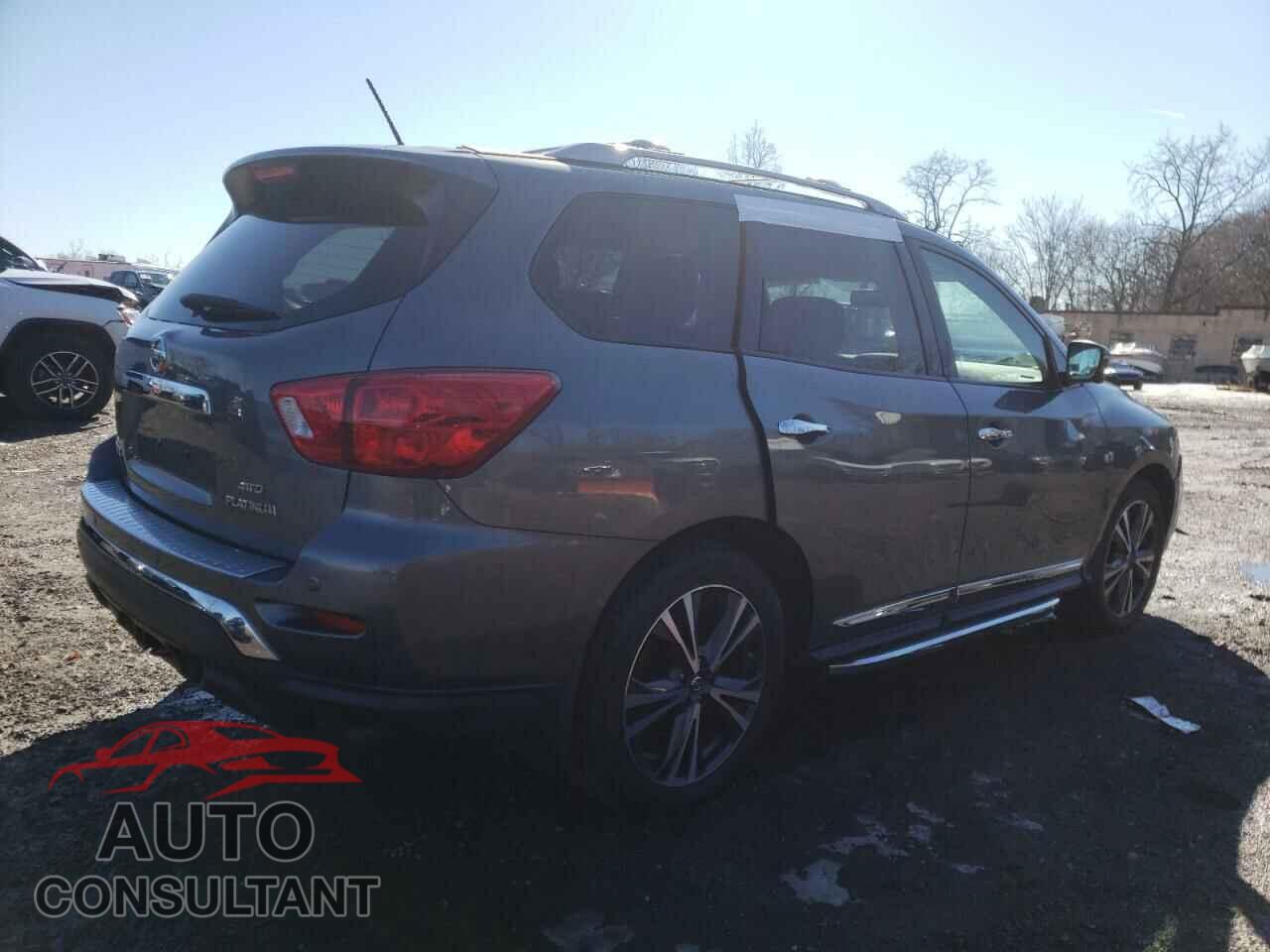 NISSAN PATHFINDER 2018 - 5N1DR2MM0JC608628